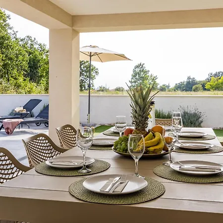 Διαμέρισμα Special Offer! New Luxury With Pool, Fitness, Outdoor Bar&grill Buje