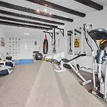 Special Offer! New Luxury With Pool, Fitness, Outdoor Bar&grill * Buje