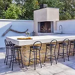 Special Offer! New Luxury With Pool, Fitness, Outdoor Bar&grill *