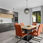 Apartamento Special Offer! New Luxury With Pool, Fitness, Outdoor Bar&grill Buje